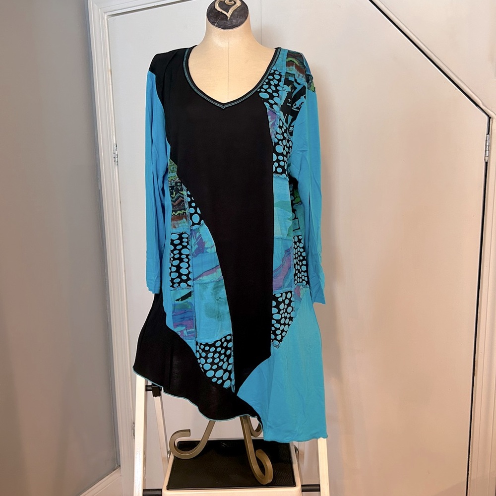 Asymmetrical tunic top